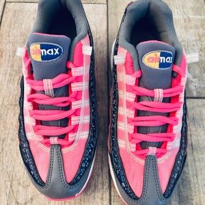 Nike Air 95 - Girls - Young Size US 3.5